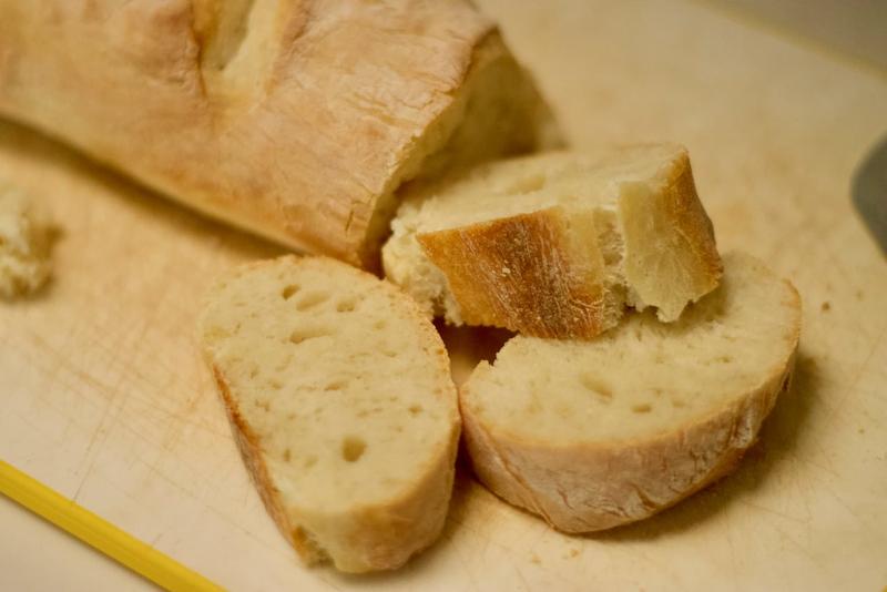 Bread after cutting